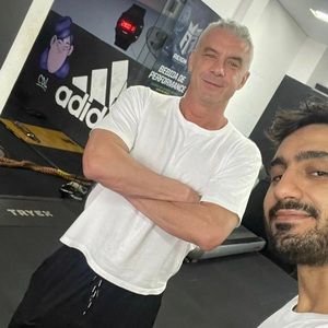 Meet your Posher, Thomas nelson